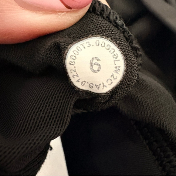 Lululemon | Free to Be Elevated Bra | Sz 6 DD/E Cup | Deep Coal Camo | EUC - Picture 4 of 4